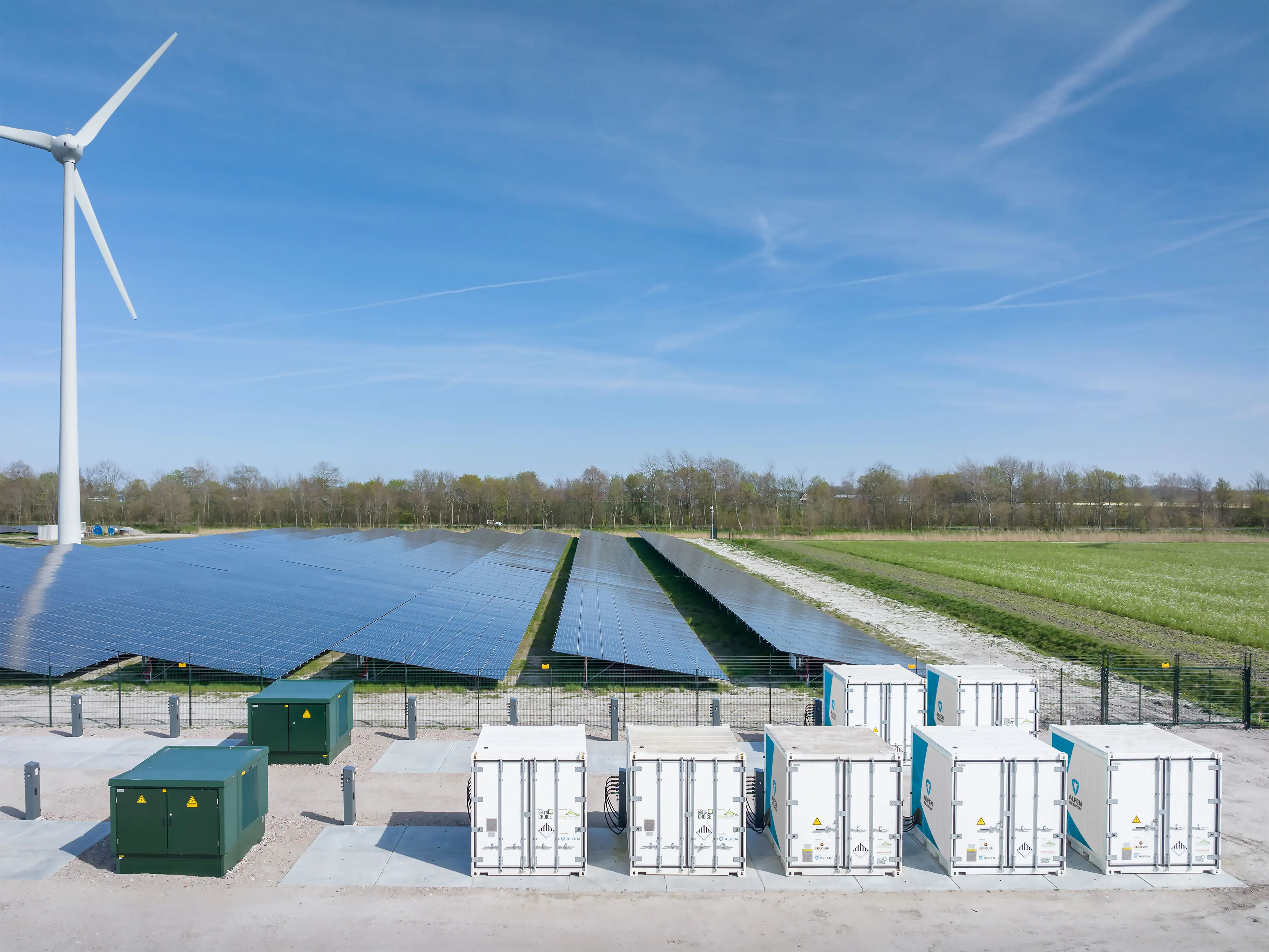 Alfen solar field and battery storage